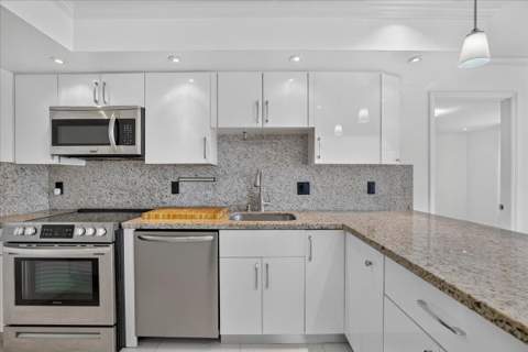 300 Diplomat Parkway #606, Hallandale Beach FL - photo 15 of 30