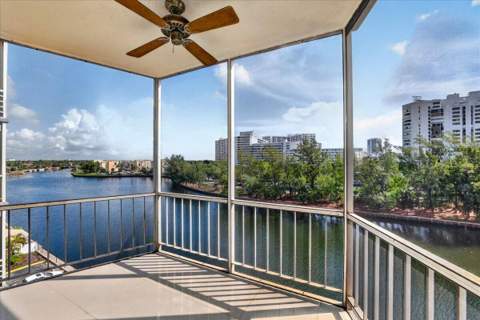300 Diplomat Parkway #606, Hallandale Beach FL - photo 22 of 30