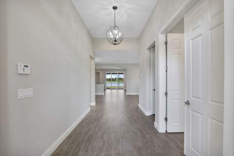 11151 SW Lake Park Drive, Port St. Lucie FL - photo 8 of 60