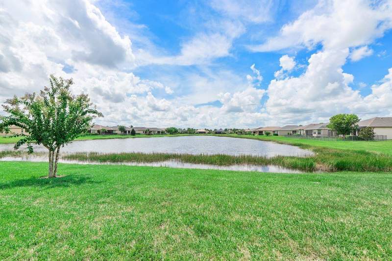 3 bedroom Single Family Residence at 11151 SW Lake Park Drive, Lakepark At Tradition Plat 1, Port St. Lucie — photo 5
