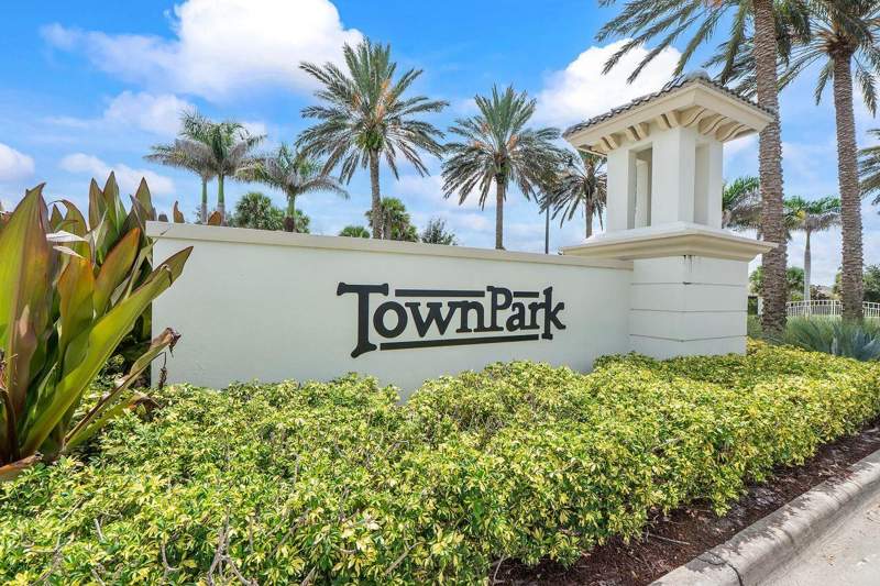 3 bedroom Single Family Residence at 11151 SW Lake Park Drive, Lakepark At Tradition Plat 1, Port St. Lucie — photo 2