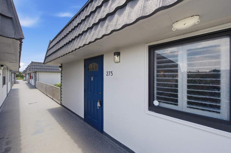 2 bedroom Condominium at 273 Saxony F, Kings Point, Delray Beach — photo 5