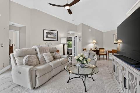 2865 N Clearbrook Circle, Delray Beach FL - photo 19 of 35