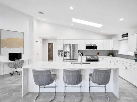 10875 Boca Woods Lane, Boca Raton FL - photo 15 of 125