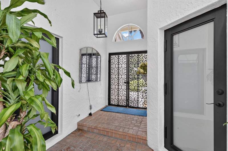 3 bedroom Single Family Residence at 2865 N Clearbrook Circle, Hidden Lake, Clearbrook, Delray Beach — photo 5