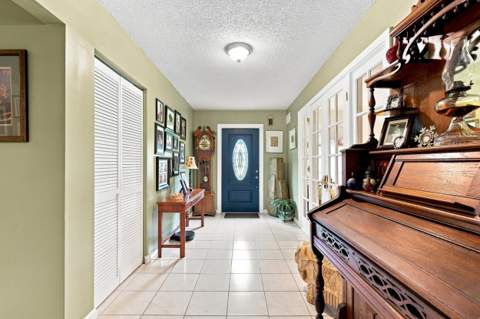12871 Compton Road, Loxahatchee Groves FL - photo 8 of 57