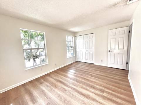 311 Georgian Park Drive, Jupiter FL - photo 7 of 14
