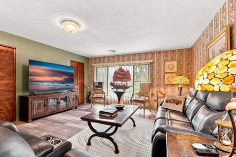12871 Compton Road, Loxahatchee Groves FL - photo 11 of 57