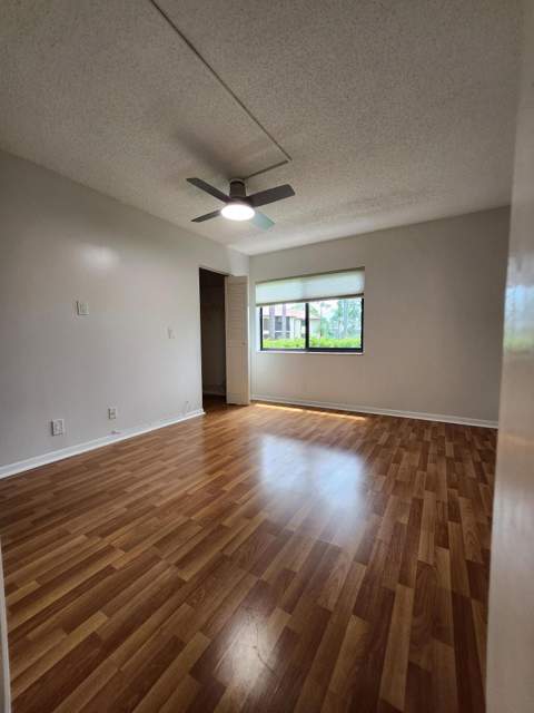 311 Knotty Pine Circle #A-1, Greenacres FL - photo 17 of 33