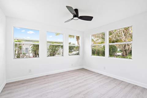 720 S 11th Street, Lantana FL - photo 6 of 16
