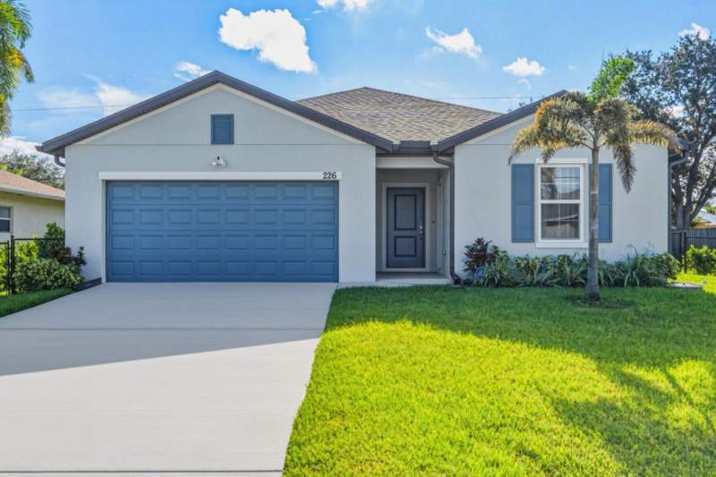 4 bedroom Single Family Residence at 226 SW Milburn Circle, Port St Lucie Section 34, Port St. Lucie — photo 4