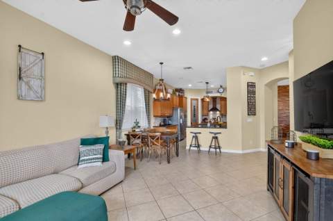 6839 Houlton Circle, Greenacres FL - photo 19 of 108