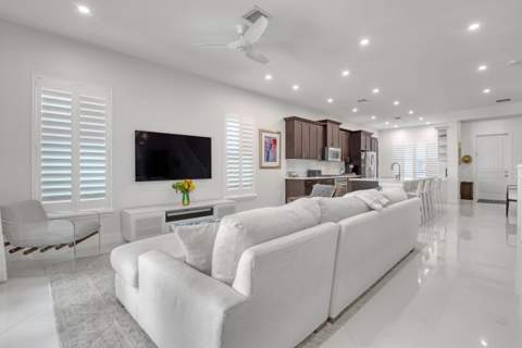 5065 Grandiflora Road, Palm Beach Gardens FL - photo 13 of 46