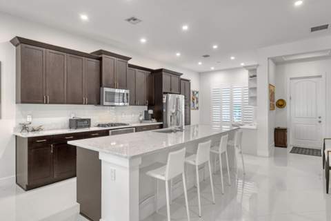 5065 Grandiflora Road, Palm Beach Gardens FL - photo 8 of 46