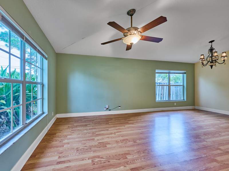 4 bedroom Single Family Residence at 6022 Lauderdale Street, North Palm Beach Heights Sec 3, Jupiter — photo 4