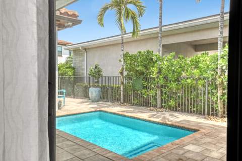 5065 Grandiflora Road, Palm Beach Gardens FL - photo 18 of 46