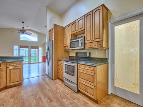 6022 Lauderdale Street, Jupiter FL - photo 15 of 40