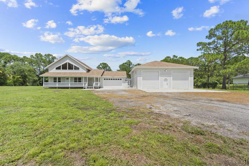 3 bedroom Single Family Residence at 14841 94th Street, 17-42-41~ N 239 Ft Of S 2392.36 Ft Of E 209 Ft Of, The Acreage — photo 4