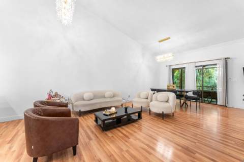 6660 Canary Palm Circle, Boca Raton FL - photo 17 of 38