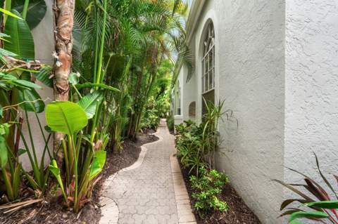 241 Coral Cay Terrace, Palm Beach Gardens FL - photo 24 of 60