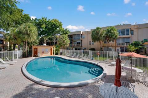 8400 Lagos De Campo Boulevard #305, Tamarac FL - photo 21 of 23