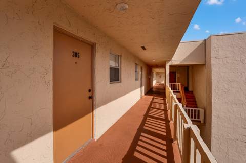 8400 Lagos De Campo Boulevard #305, Tamarac FL - photo 23 of 23