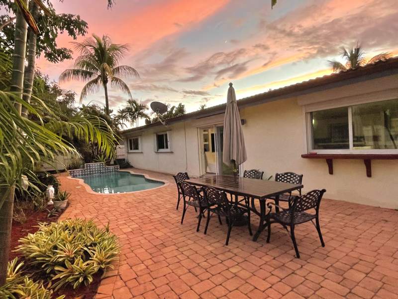 4 bedroom Single Family Residence at 5200 NE 18th Terrace, Coral Ridge Add, Fort Lauderdale — photo 2