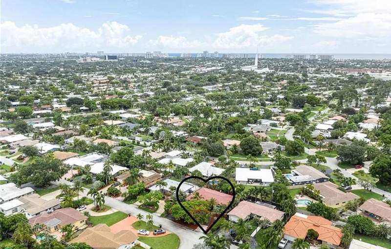 4 bedroom Single Family Residence at 5200 NE 18th Terrace, Coral Ridge Add, Fort Lauderdale — photo 3