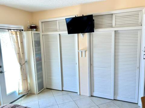 920 SW 11th Avenue #5d, Hallandale Beach FL - photo 17 of 32