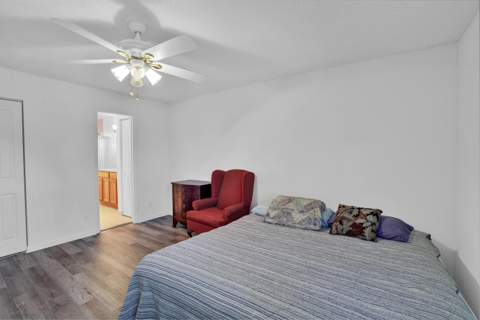 8400 Lagos De Campo Boulevard #305, Tamarac FL - photo 12 of 23