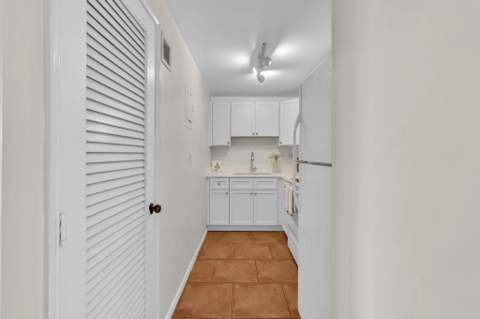 900 NE 18th Avenue #803, Fort Lauderdale FL - photo 14 of 34