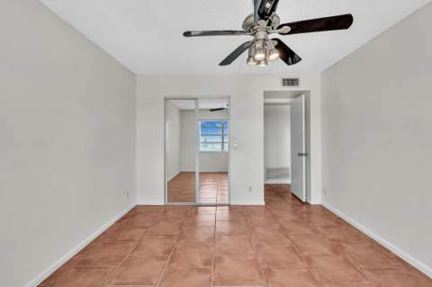 900 NE 18th Avenue #803, Fort Lauderdale FL - photo 22 of 34