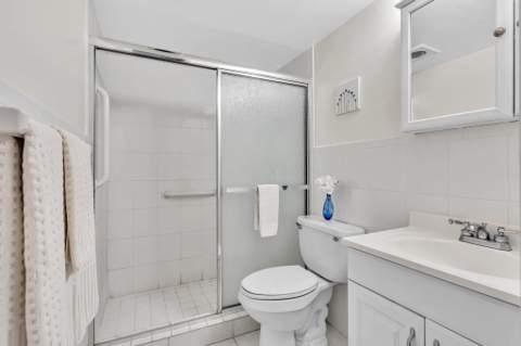 900 NE 18th Avenue #803, Fort Lauderdale FL - photo 16 of 34