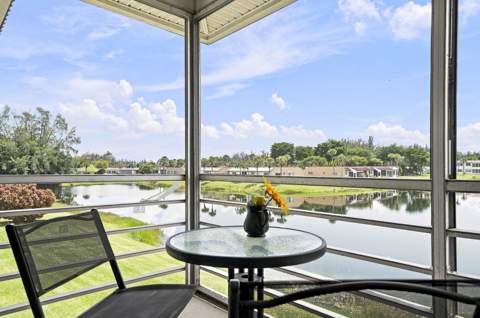 198 Lake Frances Drive, West Palm Beach FL - photo 18 of 36