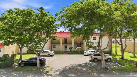 198 Lake Frances Drive, West Palm Beach FL - photo 19 of 36