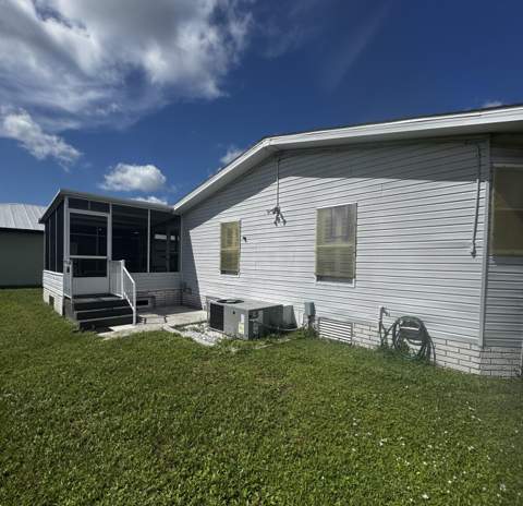 6780 Dulce Real Avenue, Fort Pierce FL - photo 10 of 34