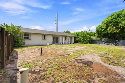 399 SW 14th Street, Deerfield Beach FL - photo 22 of 34
