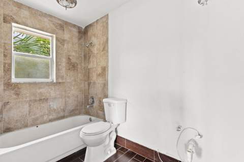 399 SW 14th Street, Deerfield Beach FL - photo 14 of 34