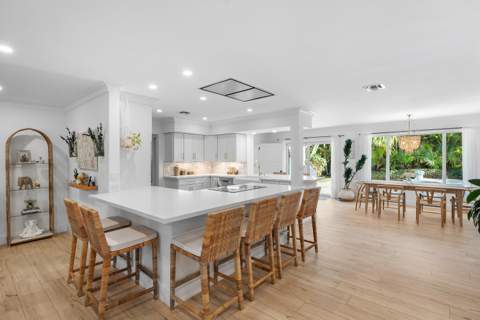2641 NE 52nd Street, Lighthouse Point FL - photo 11 of 49