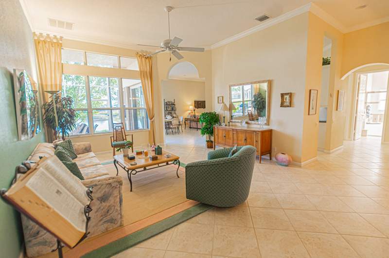 3 bedroom Single Family Residence at 468 NW Blue Lake Drive, Cascades , Port St. Lucie — photo 4