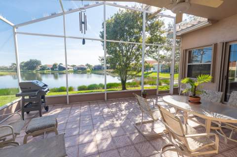 468 NW Blue Lake Drive, Port St. Lucie FL - photo 18 of 46