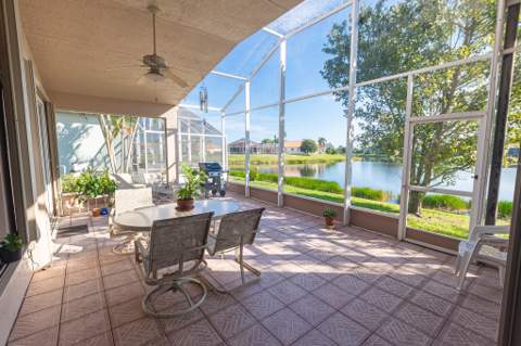 468 NW Blue Lake Drive, Port St. Lucie FL - photo 19 of 46