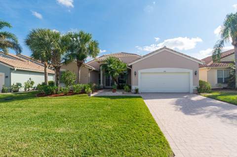 468 NW Blue Lake Drive, Port St. Lucie FL - photo 24 of 46