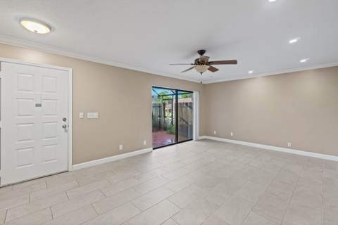 7754 Courtyard Run, Boca Raton FL - photo 6 of 26