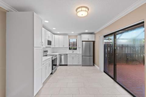 7754 Courtyard Run, Boca Raton FL - photo 12 of 26