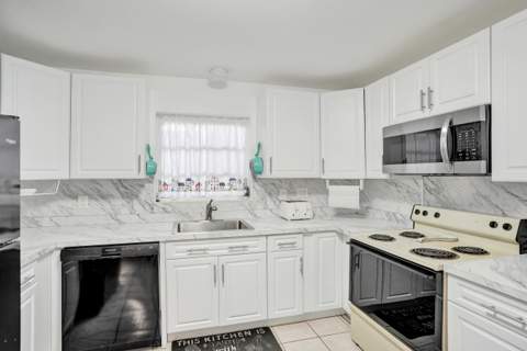 1112 S 22nd Court, Hollywood FL - photo 12 of 40