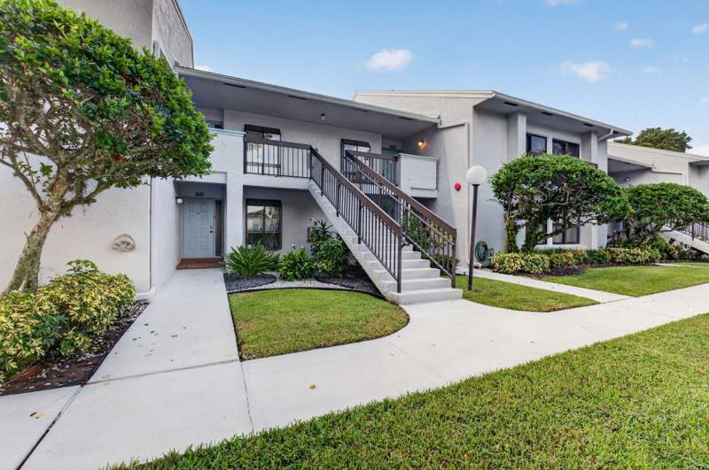 2 bedroom Condominium at 5086 Golfview Court #1622, Boca Delray I-Iii Condo S Filed In Or3857P483,4, Delray Beach — photo 2