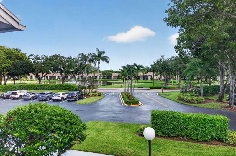 2 bedroom Condominium at 5086 Golfview Court #1622, Boca Delray I-Iii Condo S Filed In Or3857P483,4, Delray Beach — photo 4