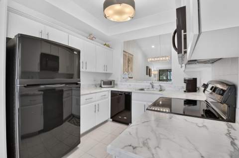 5086 Golfview Court #1622, Delray Beach FL - photo 16 of 50