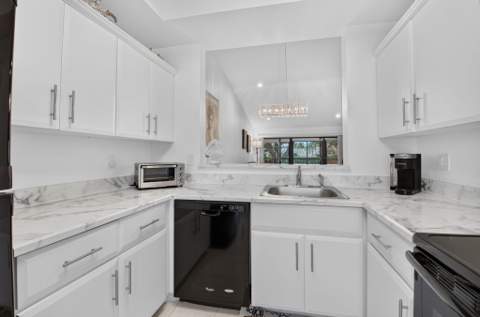 5086 Golfview Court #1622, Delray Beach FL - photo 19 of 50